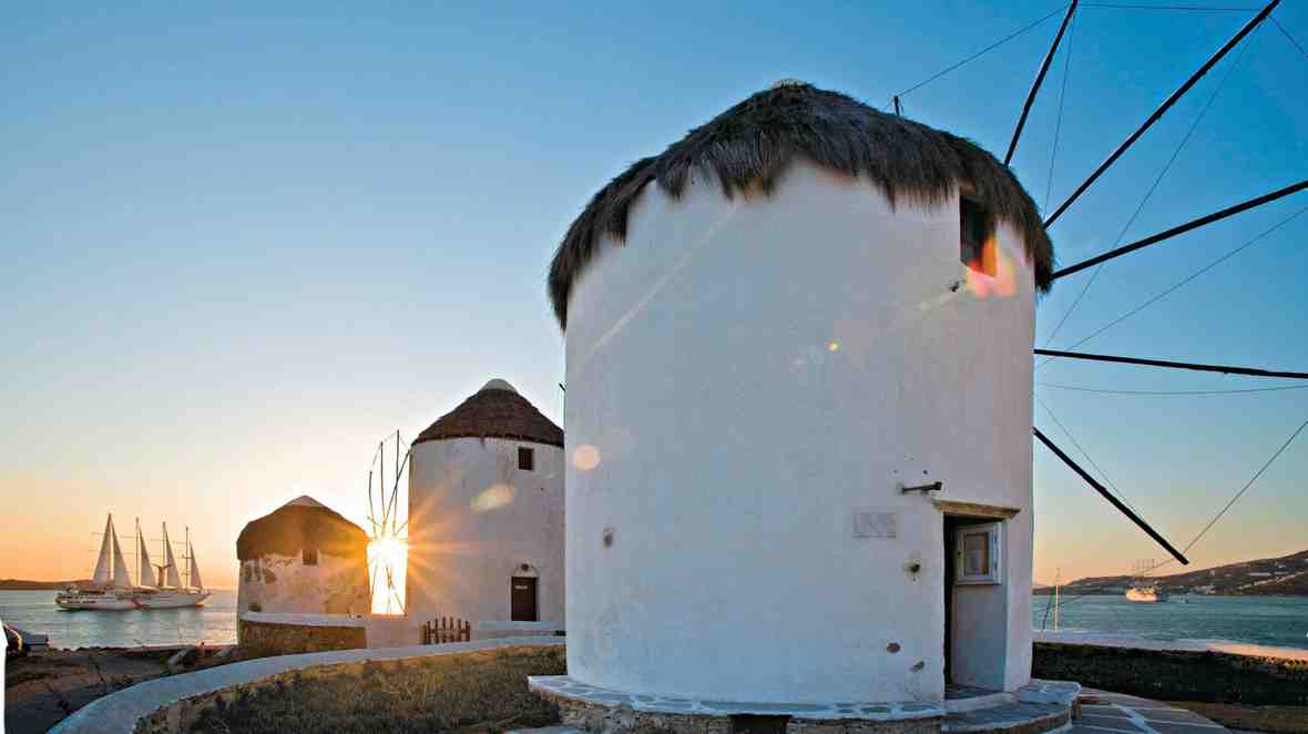 Windstar explores Mykonos